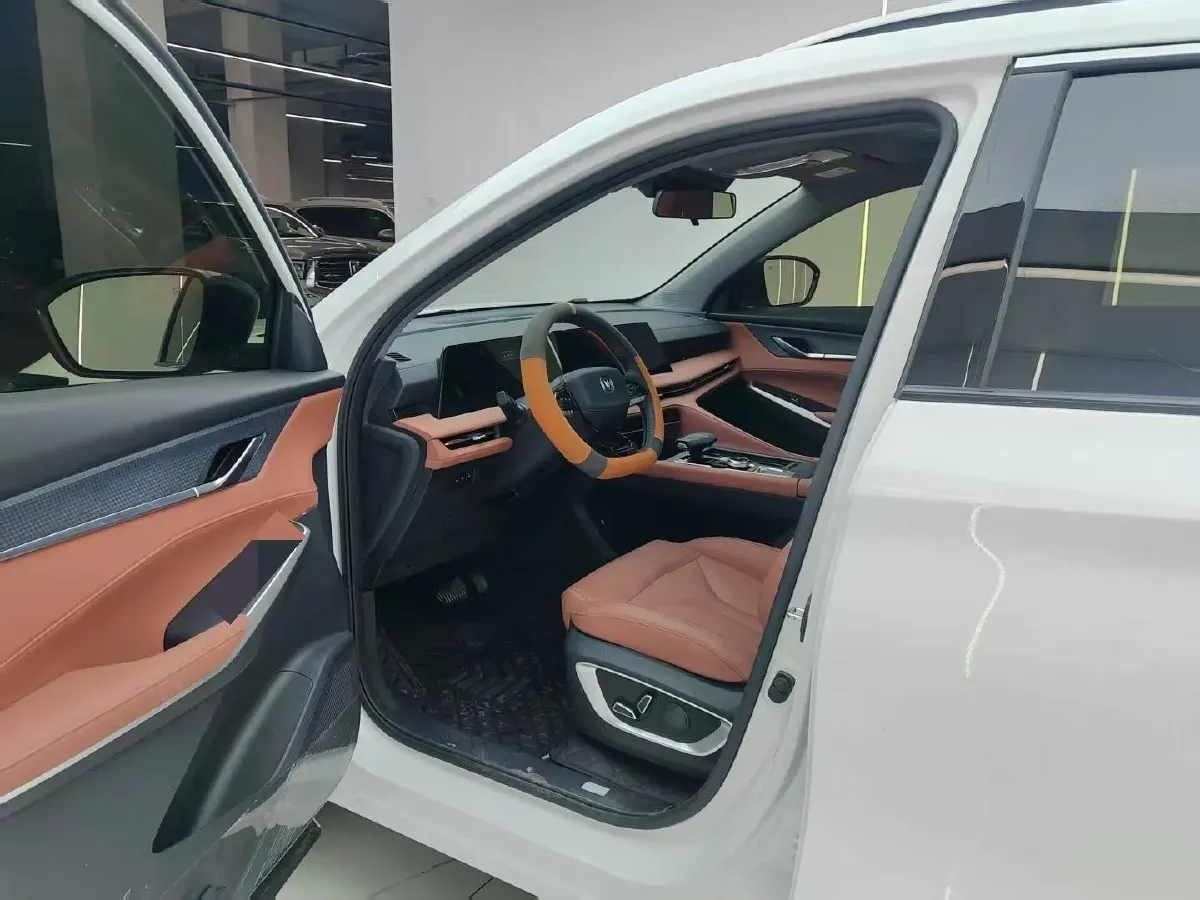 2025 ChangAn CS75 Plus 1.5T 192HP L4 8AT,autocango,china used car exporter,china ev exporter,chinese used car exporter,chinese used ev exporter