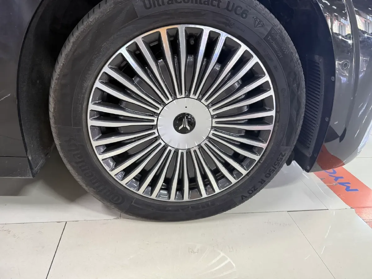 2025 Voyah Dream BEV 108.7KWH,autocango,china used car exporter,china ev exporter,chinese used car exporter,chinese used ev exporter