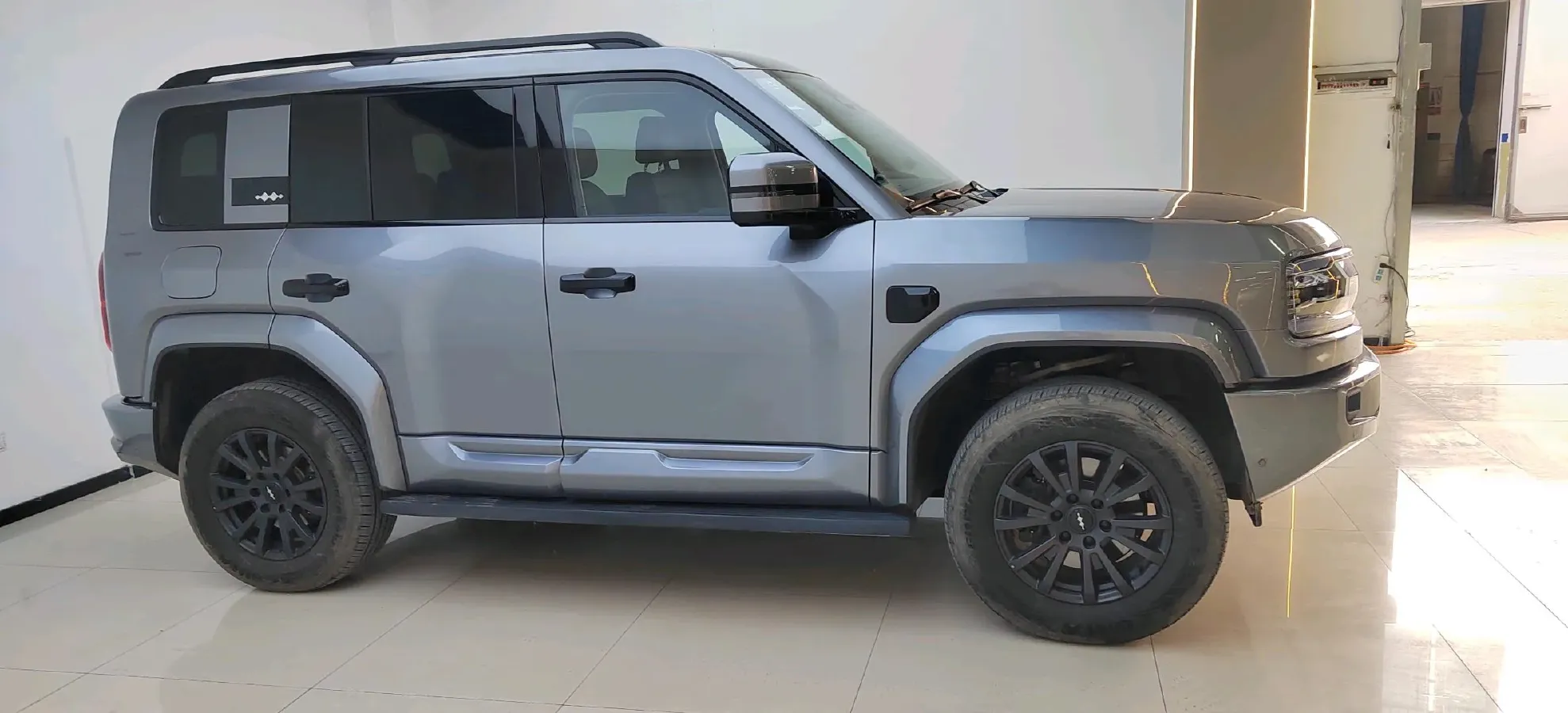 2025 FangChengBao Bao 5 1.5T 194HP L4 E-CVT PHEV 31.8KWH,autocango,china used car exporter,china ev exporter,chinese used car exporter,chinese used ev exporter