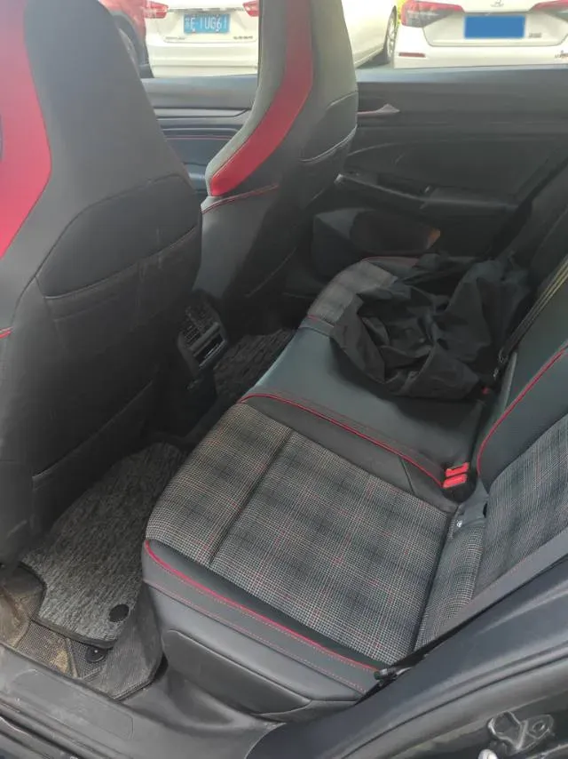 2021 Honda CR-V 1.5T 193HP L4 CVT,autocango,china used car exporter,china ev exporter,chinese used car exporter,chinese used ev exporter