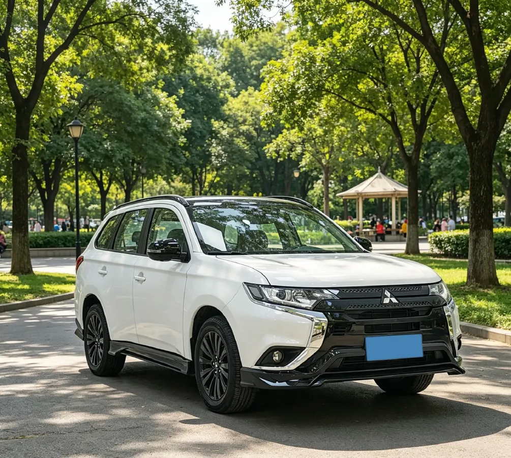 2021 Mitsubishi Outlander 2.0L 166HP L4 CVT,autocango,china used car exporter,china ev exporter,chinese used car exporter,chinese used ev exporter