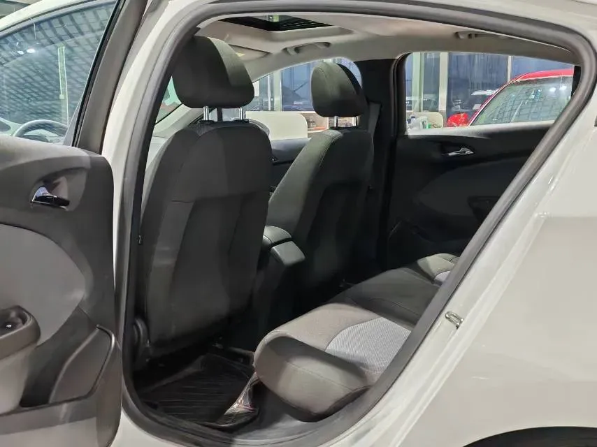 2018 Chevrolet Cruze 1.5L 114HP L4 6AT,autocango,china used car exporter,china ev exporter,chinese used car exporter,chinese used ev exporter