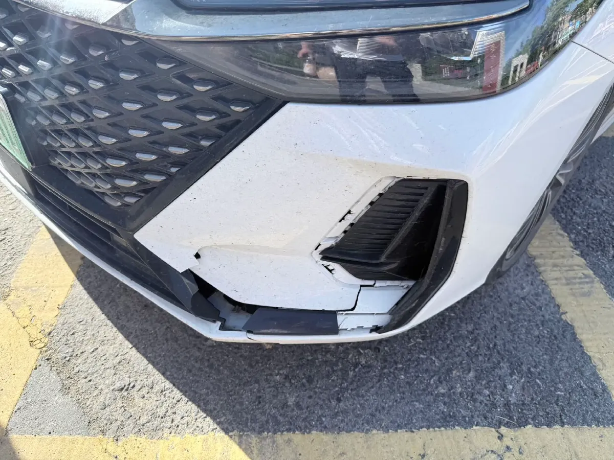 2024 Fulwin FulwinA8 1.5T 156HP L4 1DHT PHEV 18.3KWH,autocango,china used car exporter,china ev exporter,chinese used car exporter,chinese used ev exporter