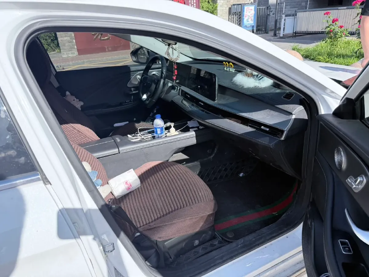 2024 Fulwin FulwinA8 1.5T 156HP L4 1DHT PHEV 18.3KWH,autocango,china used car exporter,china ev exporter,chinese used car exporter,chinese used ev exporter