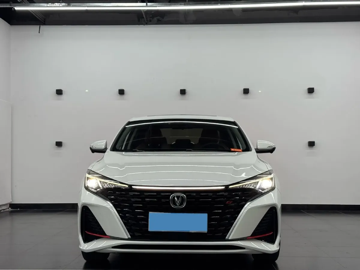 2023 ChangAn Eado 1.4T 160HP L4 7DCT,autocango,china used car exporter,china ev exporter,chinese used car exporter,chinese used ev exporter