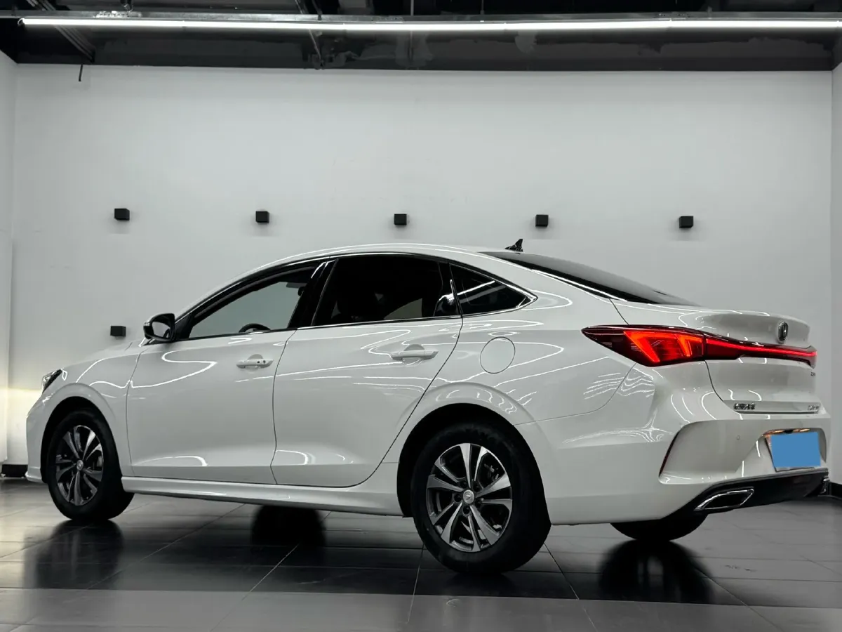 2023 ChangAn Eado 1.4T 160HP L4 7DCT,autocango,china used car exporter,china ev exporter,chinese used car exporter,chinese used ev exporter