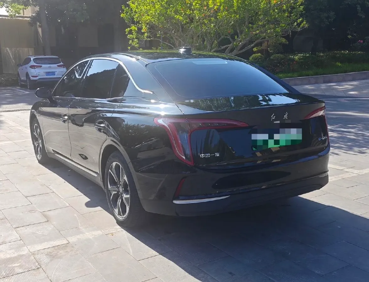 2022 HongQi E-QM5 BEV 54KWH,autocango,china used car exporter,china ev exporter,chinese used car exporter,chinese used ev exporter