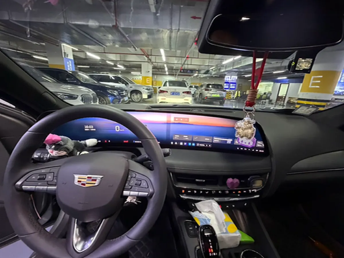 2025 Cadillac CT5 2.0T 237HP L4 10AT,autocango,china used car exporter,china ev exporter,chinese used car exporter,chinese used ev exporter