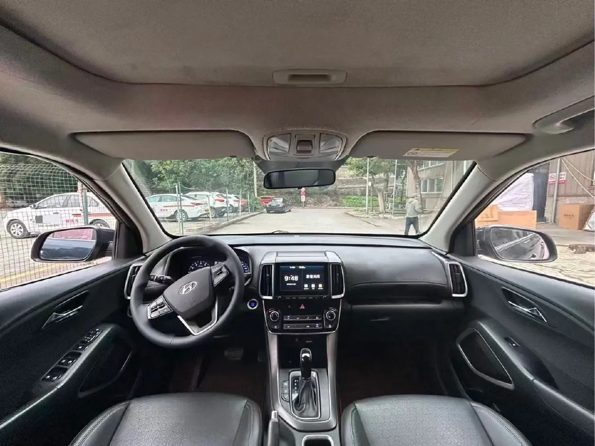 2018 Hyundai ix35 2.0L 160HP L4 6AT,autocango,china used car exporter,china ev exporter,chinese used car exporter,chinese used ev exporter