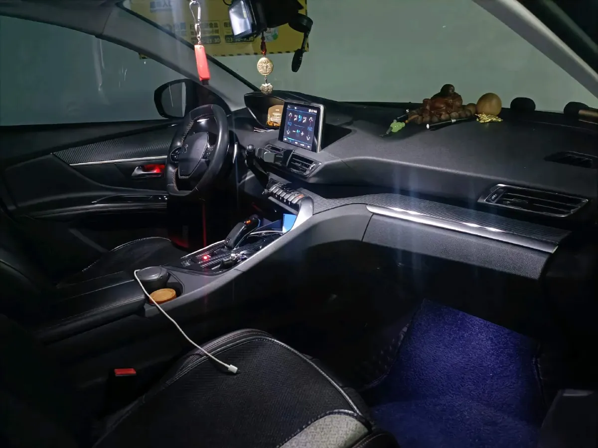 2017 Peugeot 5008 1.6T 167HP L4 6AT,autocango,china used car exporter,china ev exporter,chinese used car exporter,chinese used ev exporter