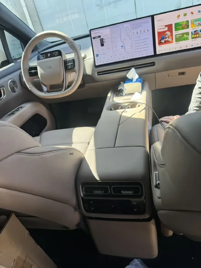 2025 Li i6 BEV,autocango,china used car exporter,china ev exporter,chinese used car exporter,chinese used ev exporter