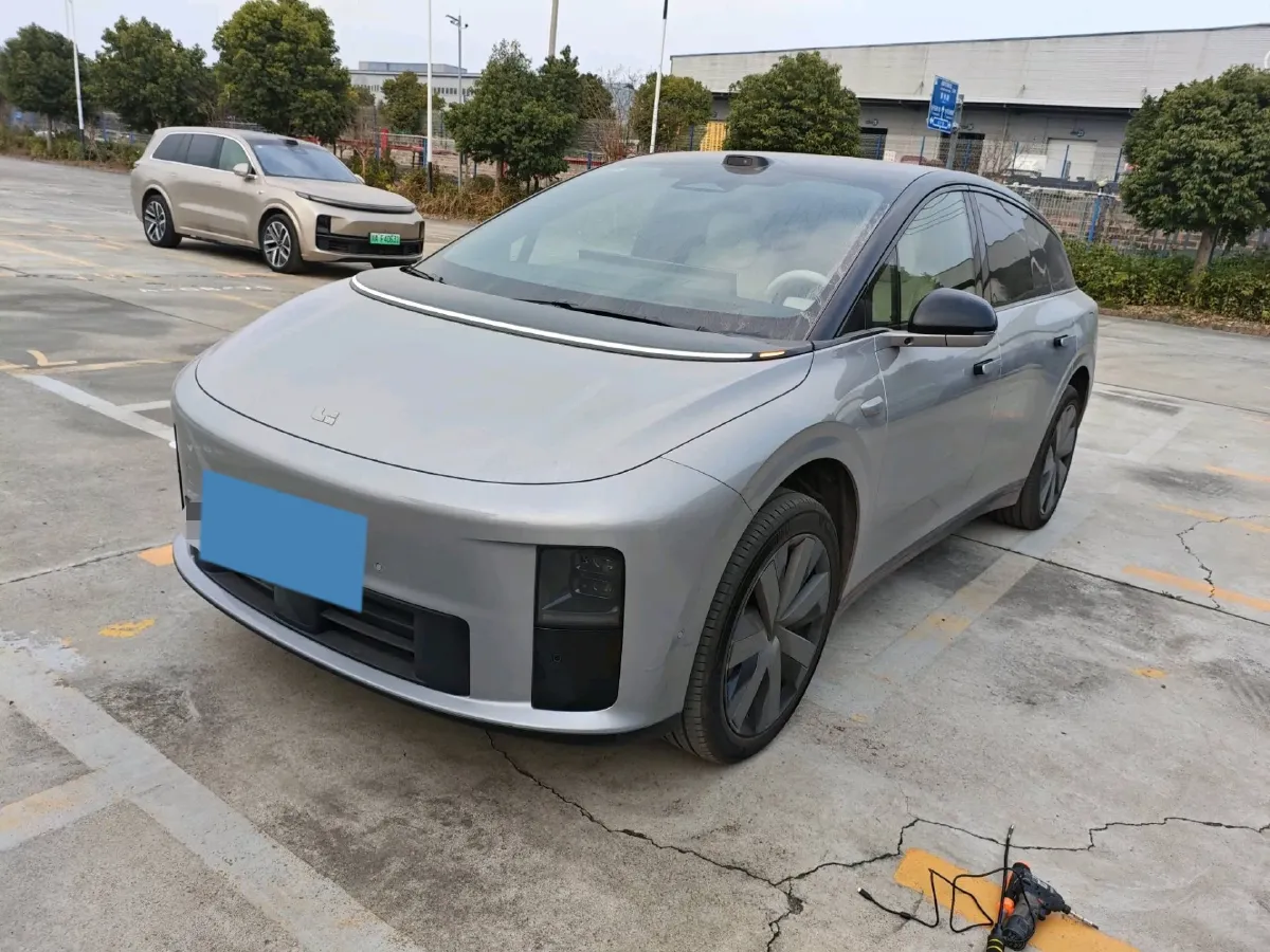 2025 Li i6 BEV,autocango,china used car exporter,china ev exporter,chinese used car exporter,chinese used ev exporter