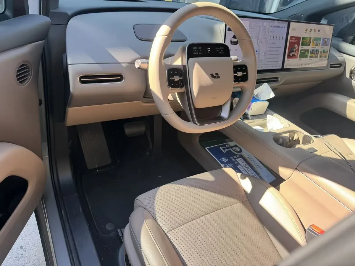 2025 Li i6 BEV,autocango,china used car exporter,china ev exporter,chinese used car exporter,chinese used ev exporter