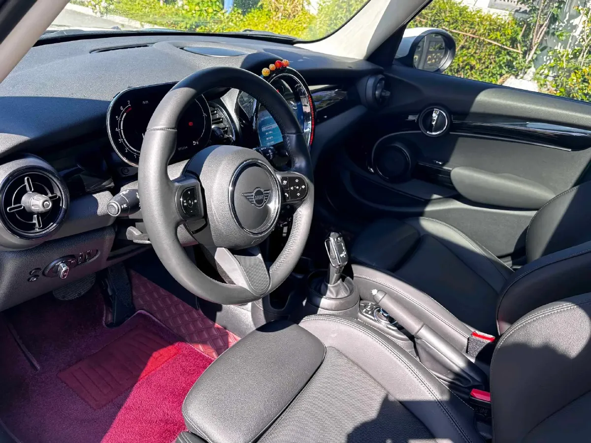 2022 MINI MINI 1.5T 136HP L3 7DCT,autocango,china used car exporter,china ev exporter,chinese used car exporter,chinese used ev exporter