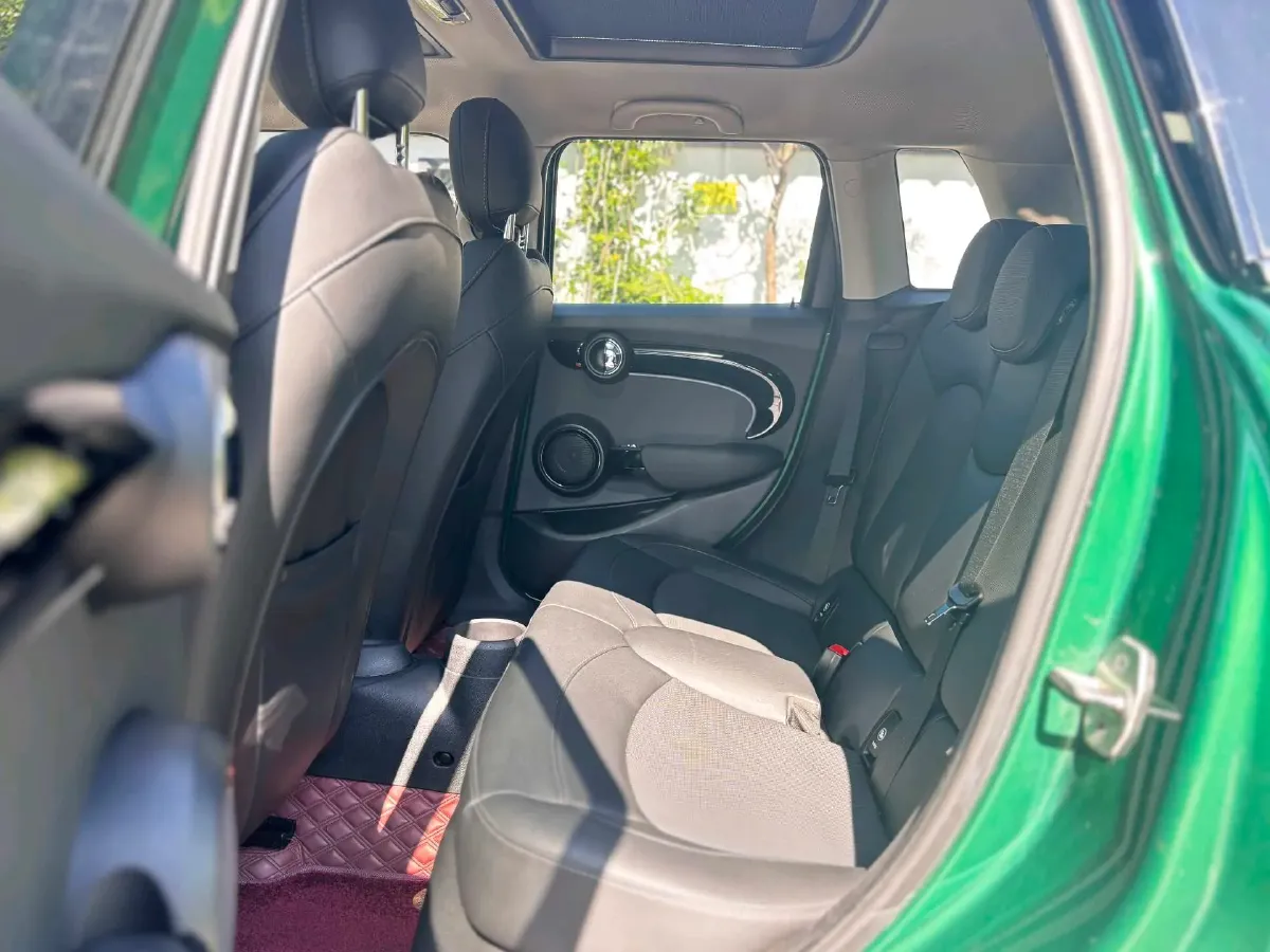 2022 MINI MINI 1.5T 136HP L3 7DCT,autocango,china used car exporter,china ev exporter,chinese used car exporter,chinese used ev exporter