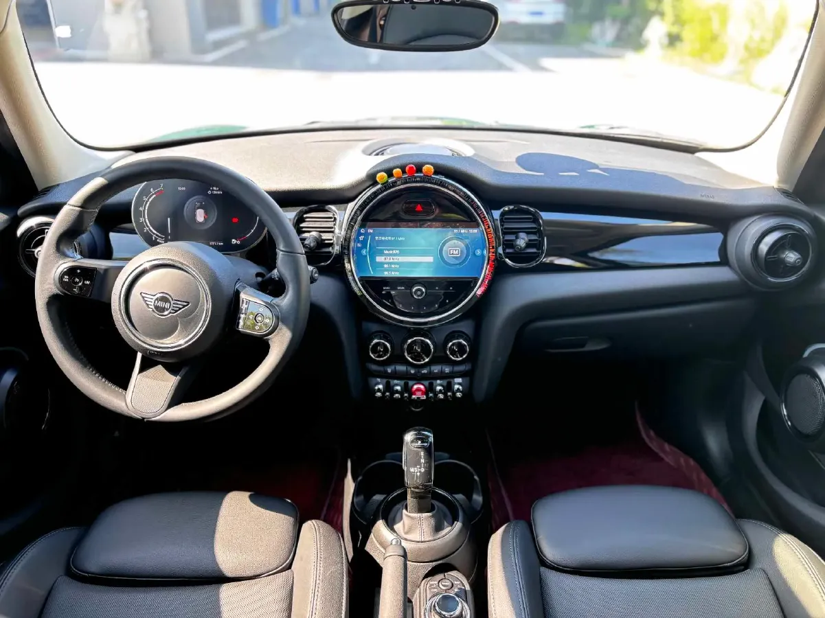 2022 MINI MINI 1.5T 136HP L3 7DCT,autocango,china used car exporter,china ev exporter,chinese used car exporter,chinese used ev exporter