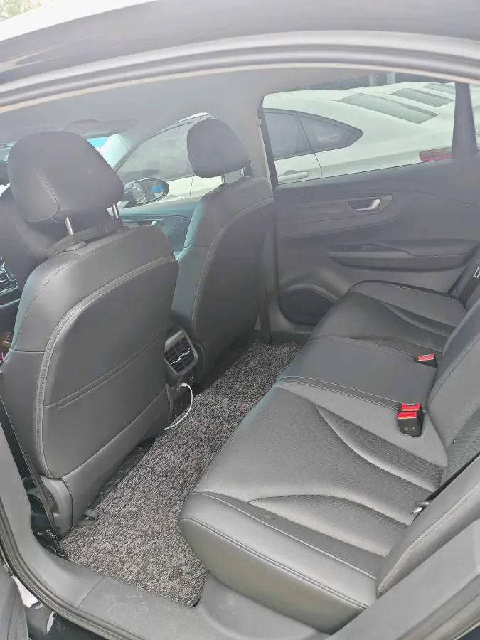 2024 HongQi E-QM5 BEV 60KWH,autocango,china used car exporter,china ev exporter,chinese used car exporter,chinese used ev exporter