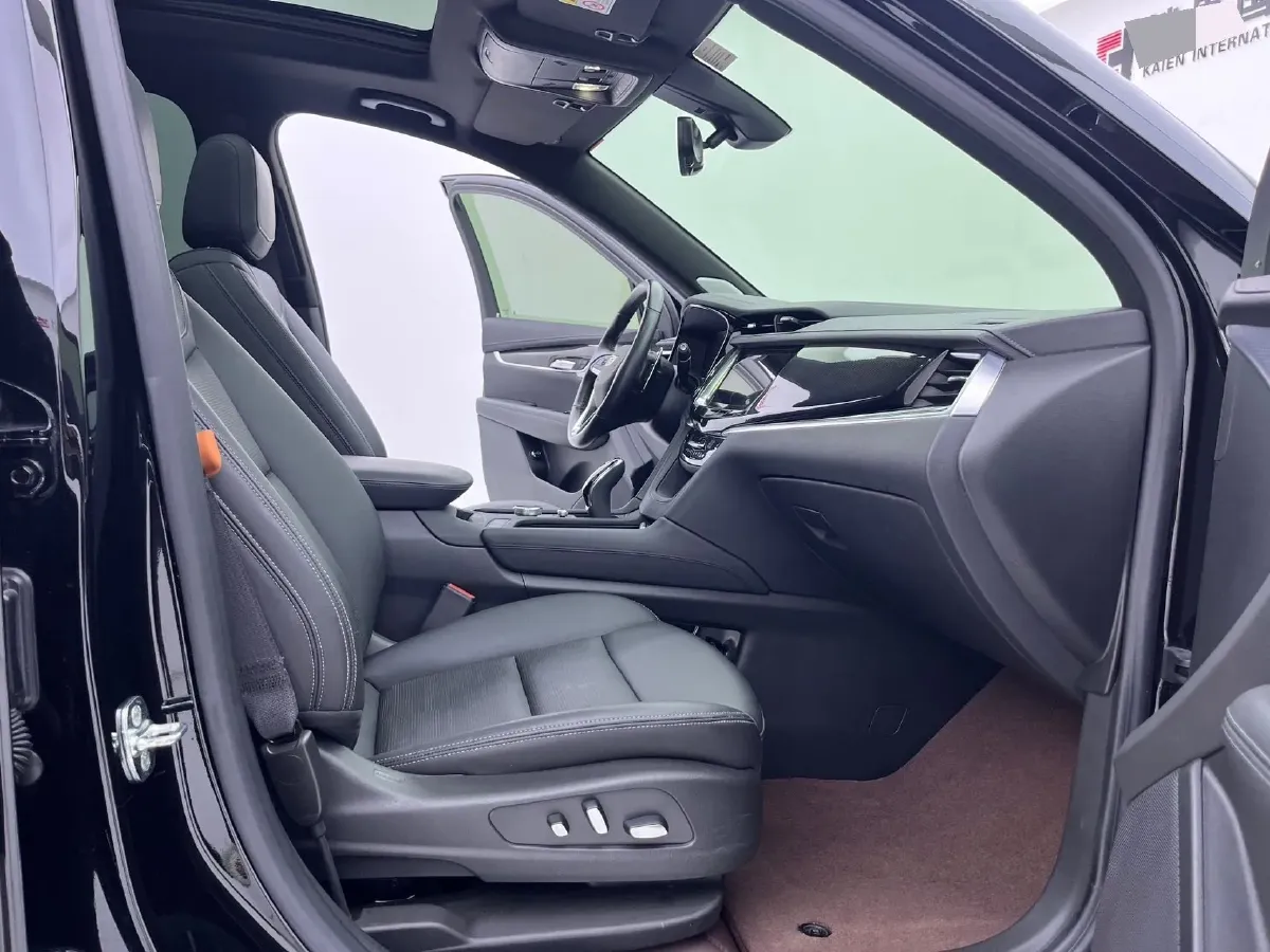 2025 Cadillac XT6 2.0T 237HP L4 9AT,autocango,china used car exporter,china ev exporter,chinese used car exporter,chinese used ev exporter