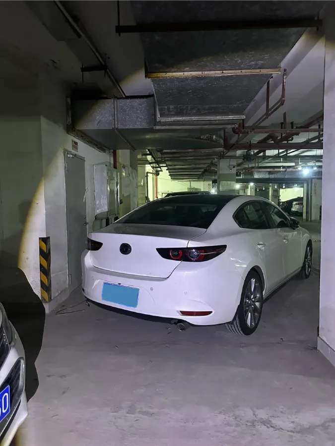 2020 Mazda 3 Axela 2.0L 158HP L4 6AT,autocango,china used car exporter,china ev exporter,chinese used car exporter,chinese used ev exporter