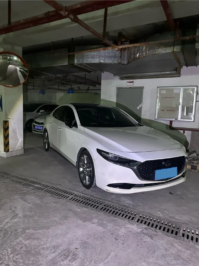 2020 Mazda 3 Axela 2.0L 158HP L4 6AT,autocango,china used car exporter,china ev exporter,chinese used car exporter,chinese used ev exporter
