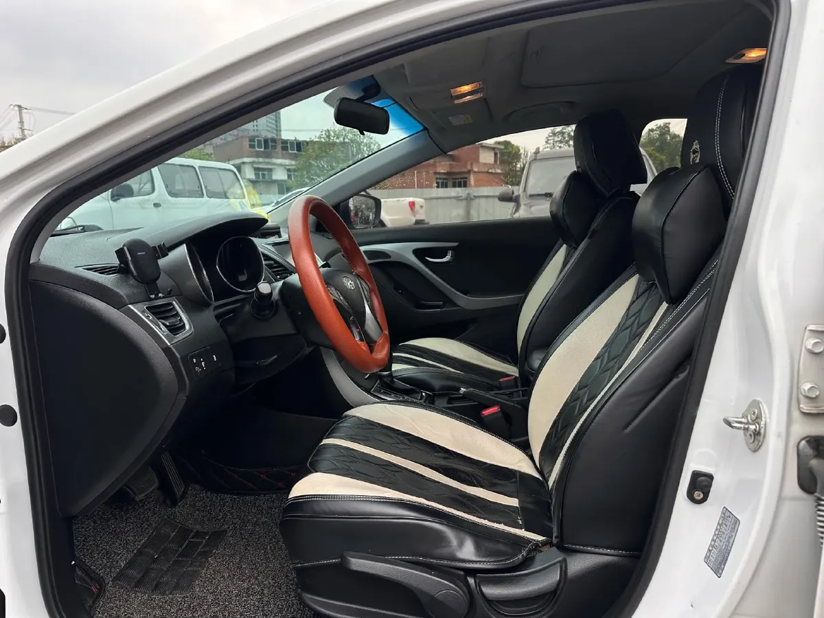 2016 Hyundai Elantra 1.6L 128HP L4 6AT,autocango,china used car exporter,china ev exporter,chinese used car exporter,chinese used ev exporter