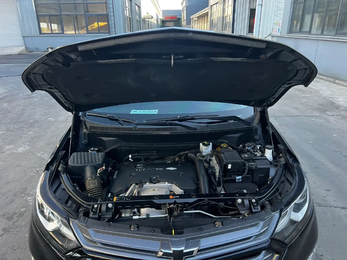 2019 Chevrolet Equinox 2.0T 260HP L4 9AT,autocango,china used car exporter,china ev exporter,chinese used car exporter,chinese used ev exporter