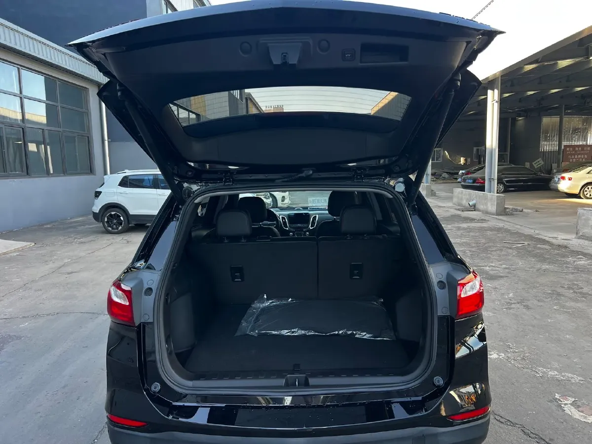 2019 Chevrolet Equinox 2.0T 260HP L4 9AT,autocango,china used car exporter,china ev exporter,chinese used car exporter,chinese used ev exporter
