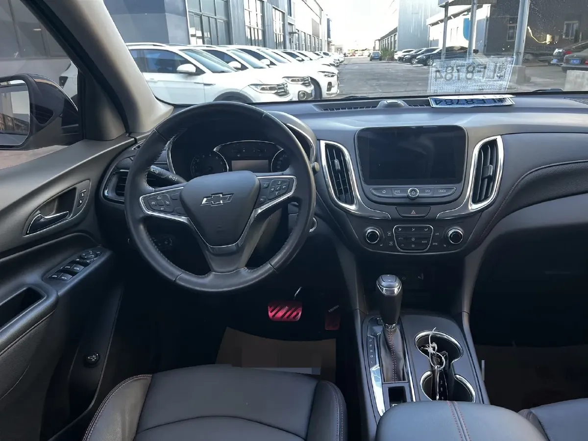 2019 Chevrolet Equinox 2.0T 260HP L4 9AT,autocango,china used car exporter,china ev exporter,chinese used car exporter,chinese used ev exporter