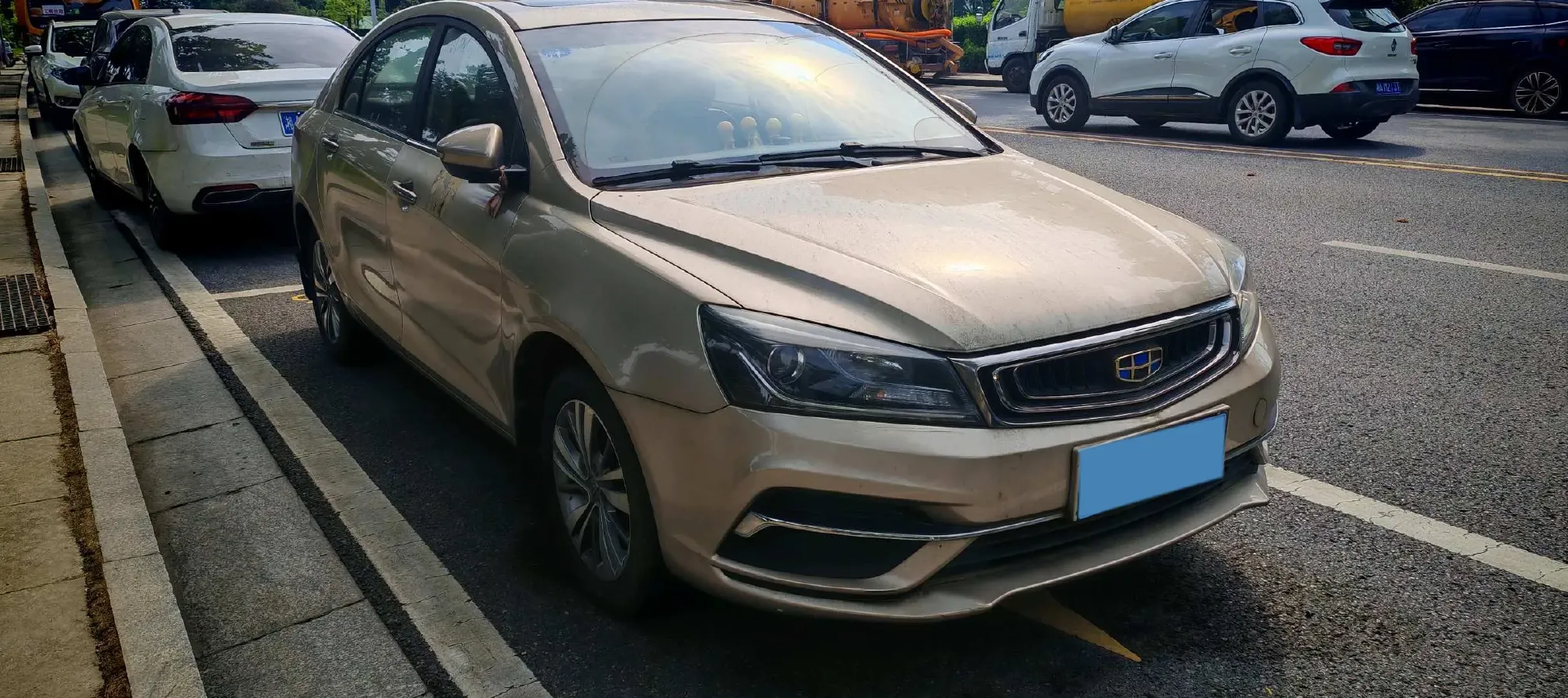 2018 Geely Emgrand 1.5L 109HP L4 5MT,autocango,china used car exporter,china ev exporter,chinese used car exporter,chinese used ev exporter