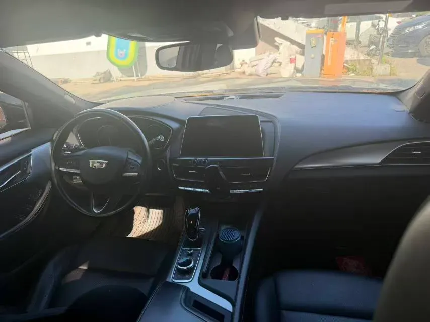 2021 Cadillac CT5 2.0T 237HP L4 10AT,autocango,china used car exporter,china ev exporter,chinese used car exporter,chinese used ev exporter