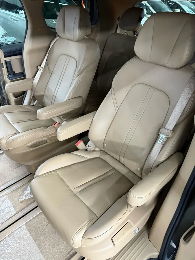 2020 Buick GL8 2.0T 237HP L4 9AT,autocango,china used car exporter,china ev exporter,chinese used car exporter,chinese used ev exporter