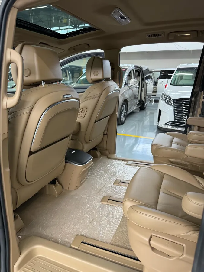 2020 Buick GL8 2.0T 237HP L4 9AT,autocango,china used car exporter,china ev exporter,chinese used car exporter,chinese used ev exporter