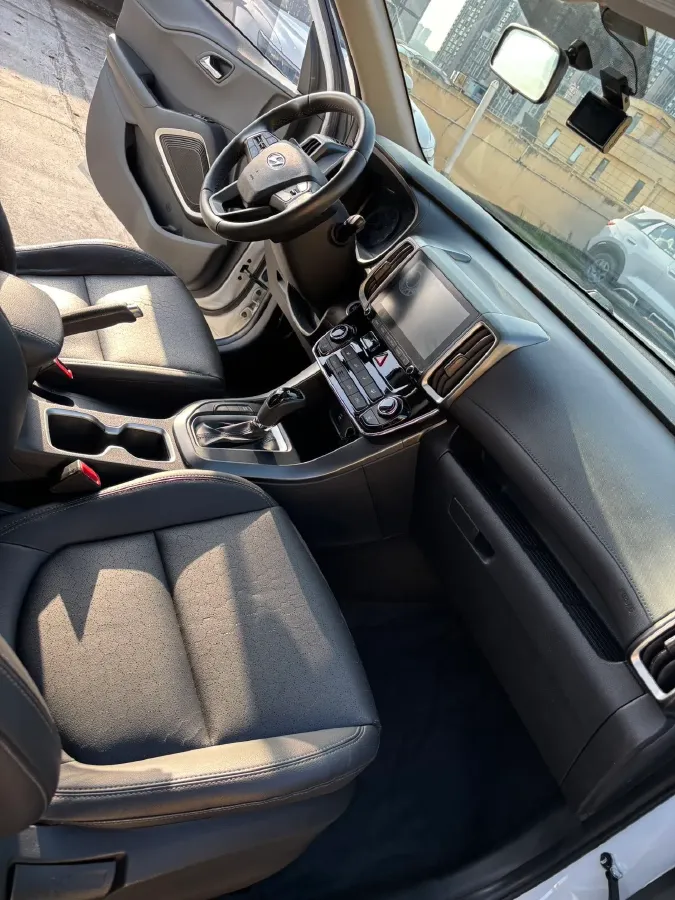 2018 Hyundai ix35 2.0L 160HP L4 6AT,autocango,china used car exporter,china ev exporter,chinese used car exporter,chinese used ev exporter