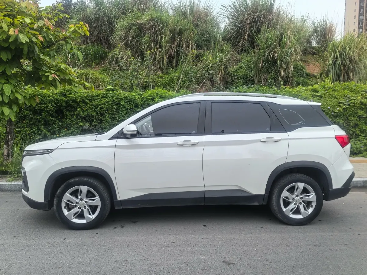 2019 BaoJun 530 1.5T 151HP L4 CVT,autocango,china used car exporter,china ev exporter,chinese used car exporter,chinese used ev exporter