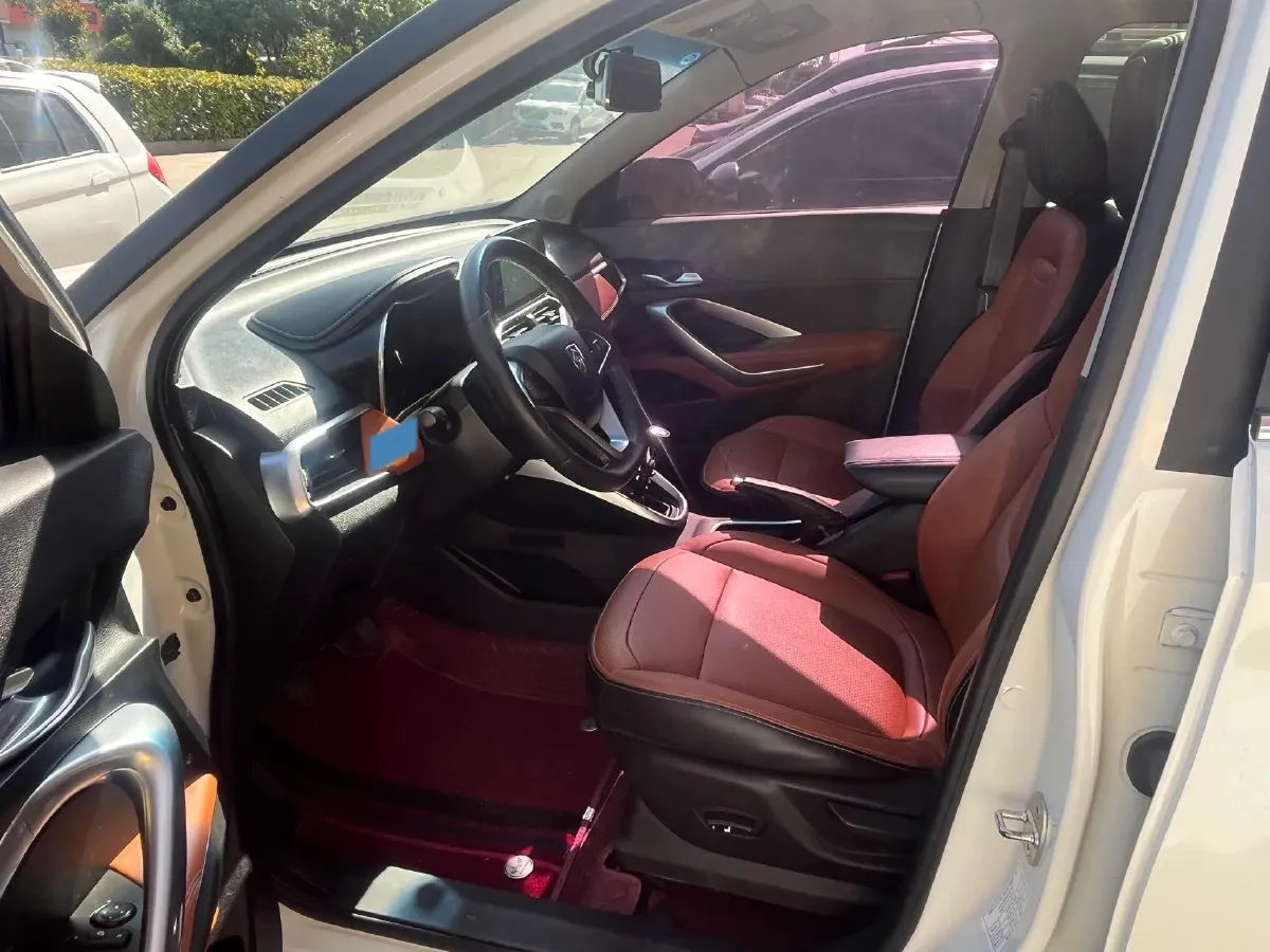 2017 BaoJun 510 1.5L 112HP L4 6MT,autocango,china used car exporter,china ev exporter,chinese used car exporter,chinese used ev exporter