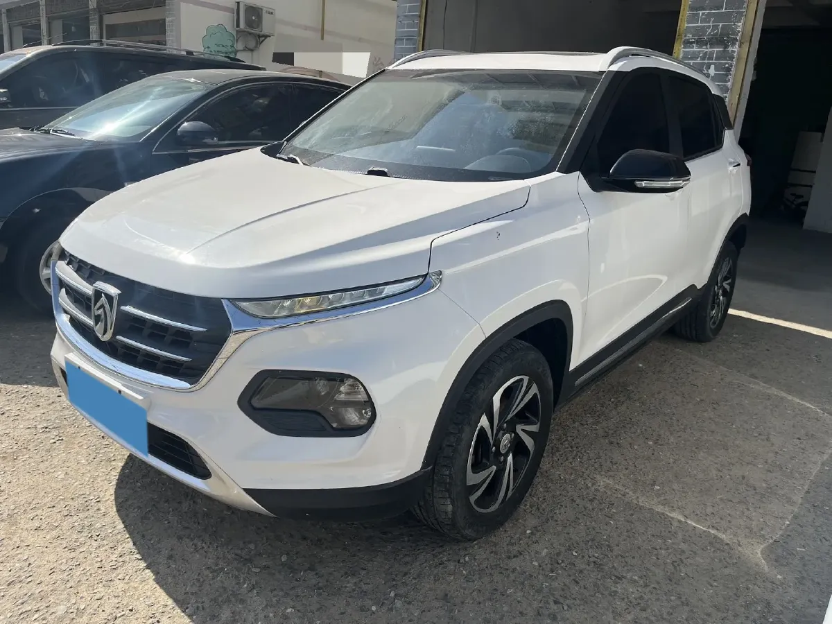 2017 BaoJun 510 1.5L 112HP L4 6MT,autocango,china used car exporter,china ev exporter,chinese used car exporter,chinese used ev exporter
