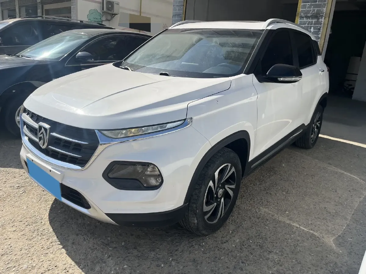 2017 BaoJun 510 1.5L 112HP L4 6MT,autocango,china used car exporter,china ev exporter,chinese used car exporter,chinese used ev exporter
