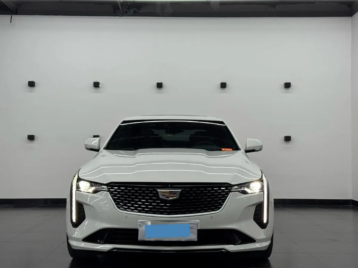 2022 Cadillac CT4 2.0T 237HP L4 8AT,autocango,china used car exporter,china ev exporter,chinese used car exporter,chinese used ev exporter