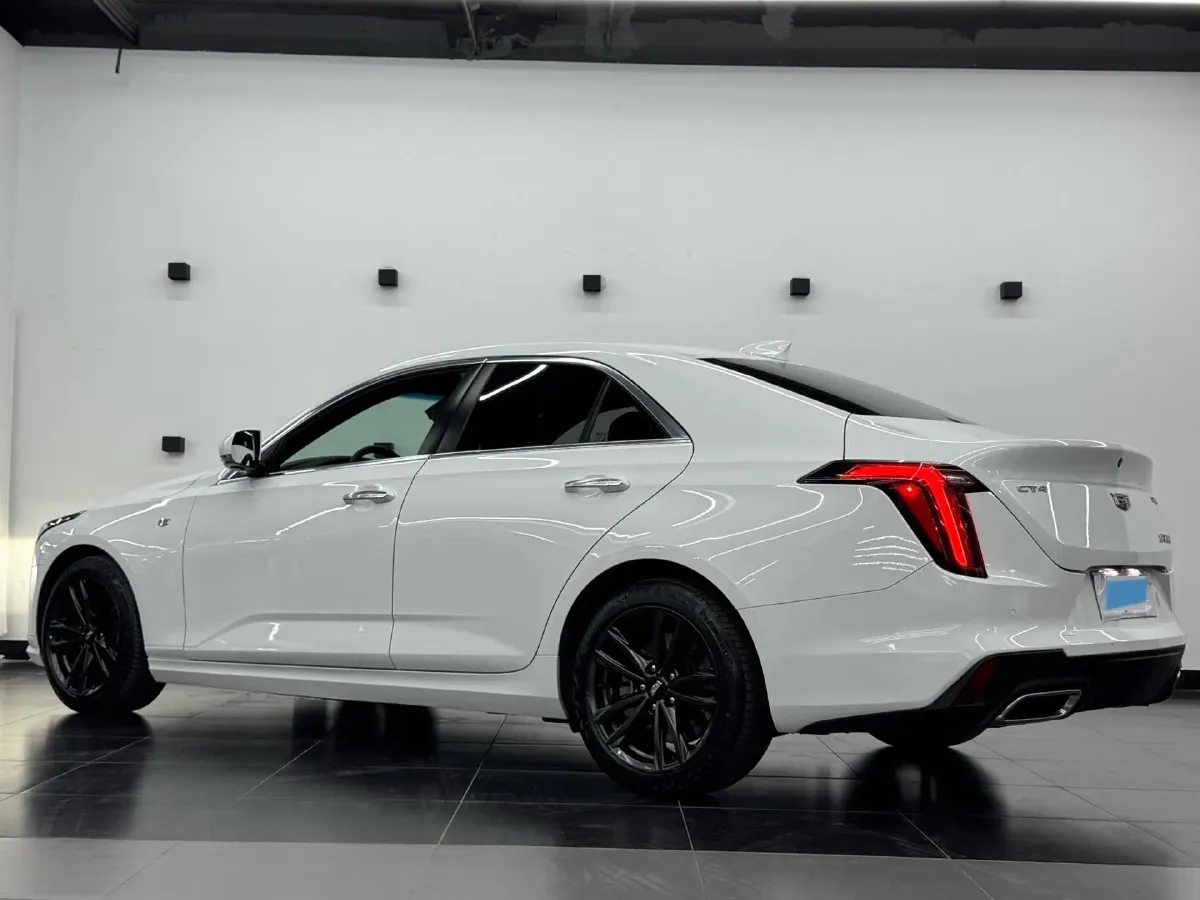 2022 Cadillac CT4 2.0T 237HP L4 8AT,autocango,china used car exporter,china ev exporter,chinese used car exporter,chinese used ev exporter