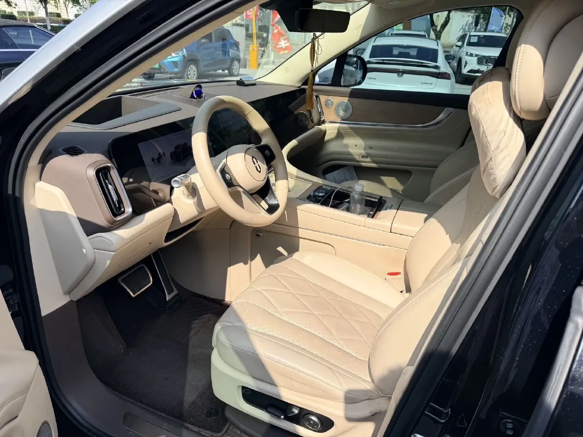 2024 HIMA AITO M9 1.5T 152HP L4 REEV 52KWH,autocango,china used car exporter,china ev exporter,chinese used car exporter,chinese used ev exporter
