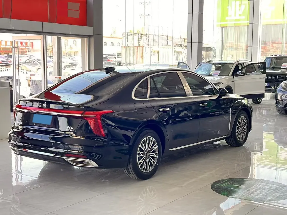 2025 HongQi H5 1.5T 169HP L4 7DCT,autocango,china used car exporter,china ev exporter,chinese used car exporter,chinese used ev exporter