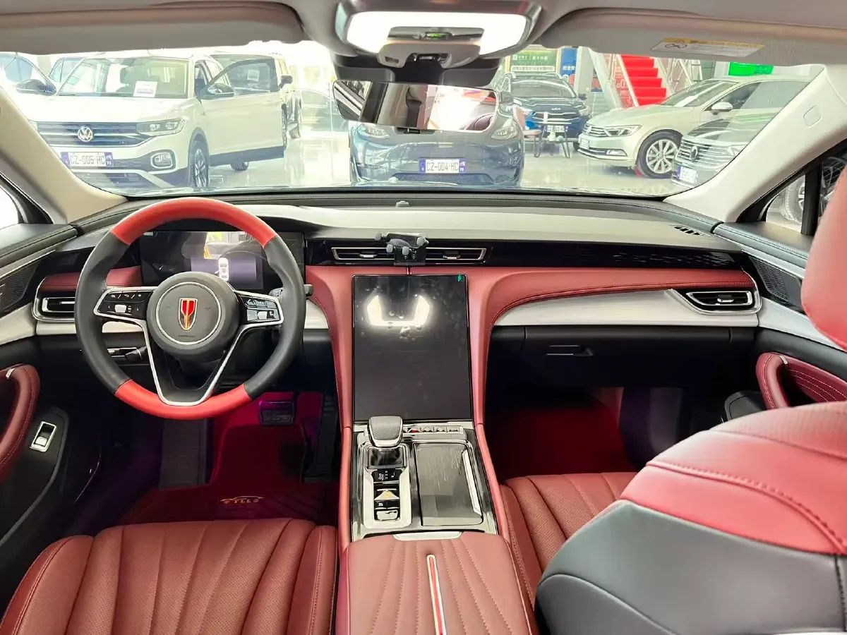 2025 HongQi H5 1.5T 169HP L4 7DCT,autocango,china used car exporter,china ev exporter,chinese used car exporter,chinese used ev exporter