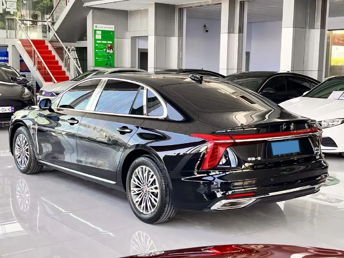 2025 HongQi H5 1.5T 169HP L4 7DCT,autocango,china used car exporter,china ev exporter,chinese used car exporter,chinese used ev exporter