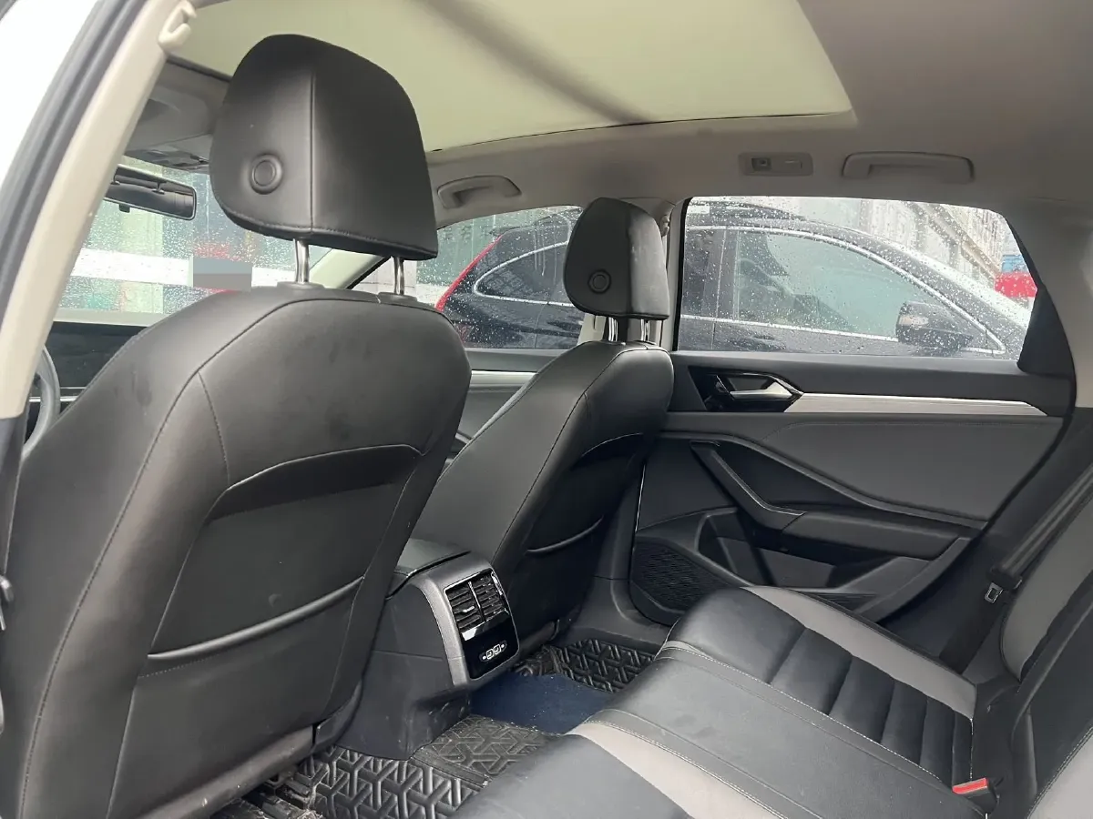 2020 Volkswagen Sagitar 1.2T 116HP L4 7DCT,autocango,china used car exporter,china ev exporter,chinese used car exporter,chinese used ev exporter