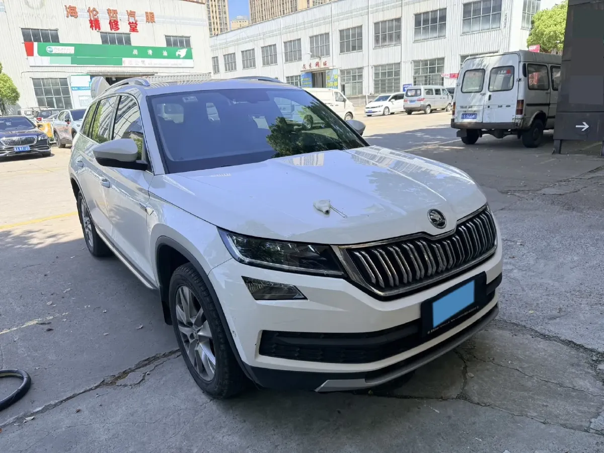 2019 Chevrolet Equinox 2.0T 260HP L4 9AT,autocango,china used car exporter,china ev exporter,chinese used car exporter,chinese used ev exporter