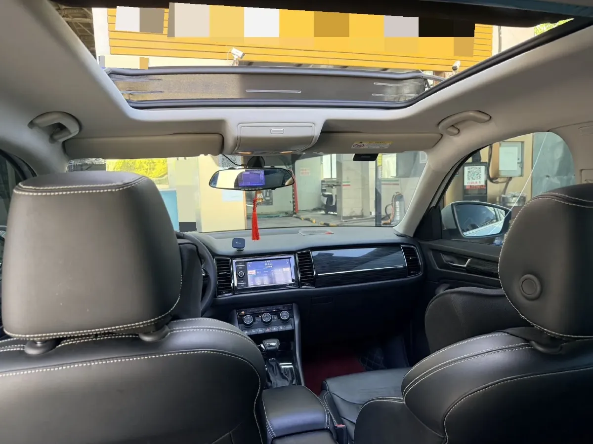 2019 Chevrolet Equinox 2.0T 260HP L4 9AT,autocango,china used car exporter,china ev exporter,chinese used car exporter,chinese used ev exporter