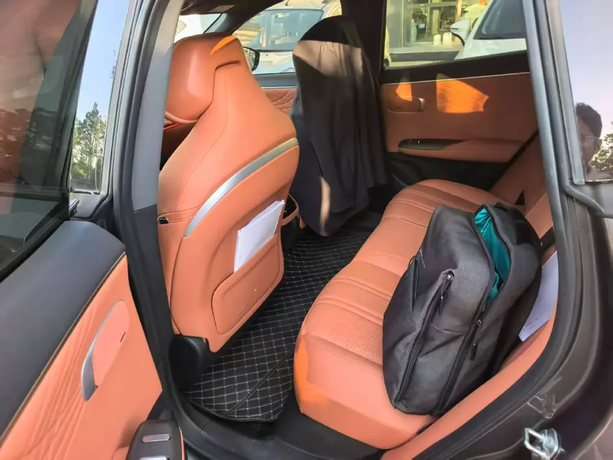 2025 Deepal S07 BEV 68.82KWH,autocango,china used car exporter,china ev exporter,chinese used car exporter,chinese used ev exporter