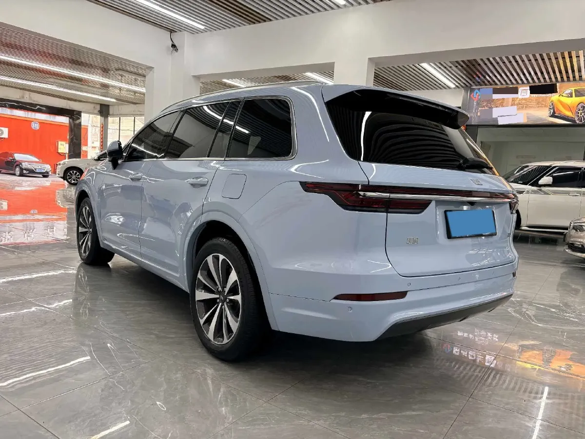 2021 Li ONE Range Extended 131HP REEV 40.5KWH,autocango,china used car exporter,china ev exporter,chinese used car exporter,chinese used ev exporter