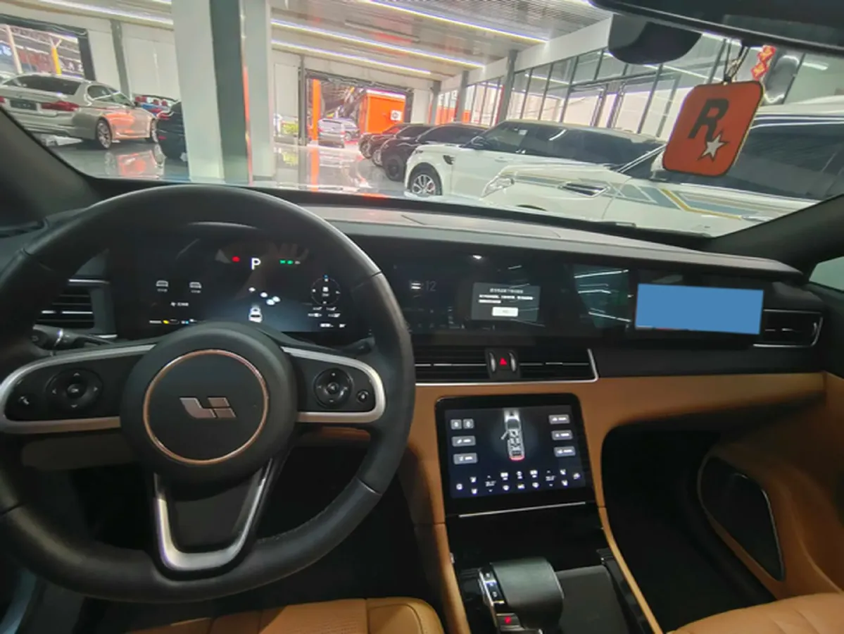 2021 Li ONE Range Extended 131HP REEV 40.5KWH,autocango,china used car exporter,china ev exporter,chinese used car exporter,chinese used ev exporter