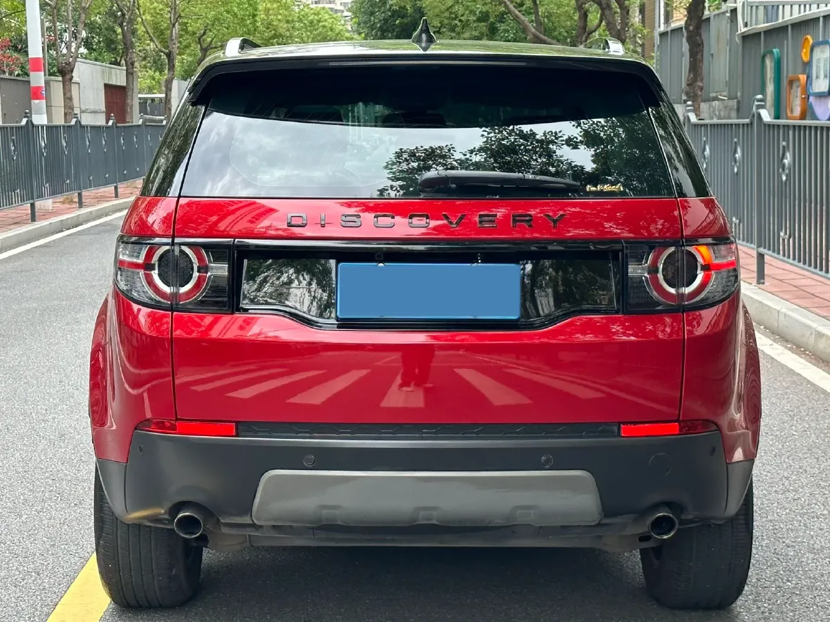 2018 Land Rover Discovery Sport 2.0T 241HP L4 9AT,autocango,china used car exporter,china ev exporter,chinese used car exporter,chinese used ev exporter